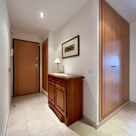 Enamora A 10 Min De La Playa Norte, Con Parking Incluido, Wifi Y Smart Tive, Disfruta De De 5 Estrellas