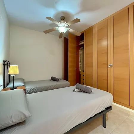 Enamora A 10 Min De La Playa Norte, Con Parking Incluido, Wifi Y Smart Tive, Disfruta De De 5 Estrellas *