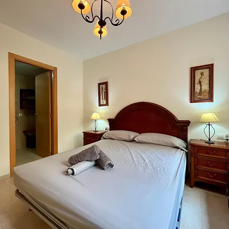 Apartment Enamora A 10 Min De La Playa Norte, Con Parking Incluido, Wifi Y Smart Tive, Disfruta De De 5 Estrellas *