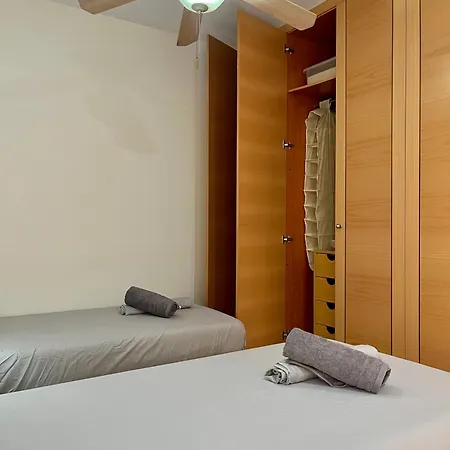Enamora A 10 Min De La Playa Norte, Con Parking Incluido, Wifi Y Smart Tive, Disfruta De De 5 Estrellas
