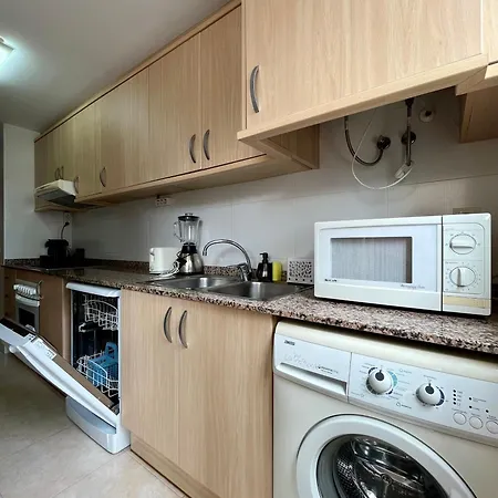 Apartment Enamora A 10 Min De La Playa Norte, Con Parking Incluido, Wifi Y Smart Tive, Disfruta De De 5 Estrellas *